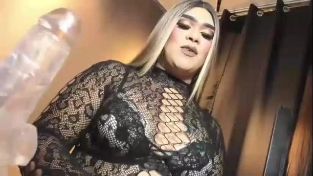 Image 12 of suckablecockoffreya Stream on Chaturbate on 17 days ago