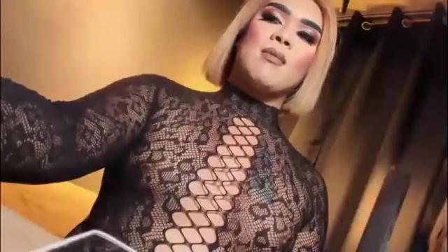 Image 10 of suckablecockoffreya Stream on Chaturbate on 2 months ago