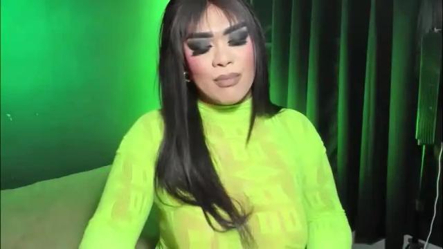 Image 2 of suckablecockoffreya Stream on Chaturbate on 1 month ago