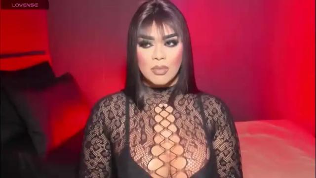 Image 7 of suckablecockoffreya Stream on Chaturbate on 2 months ago