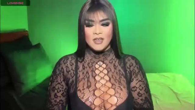 Image 2 of suckablecockoffreya Stream on Chaturbate on 2 months ago