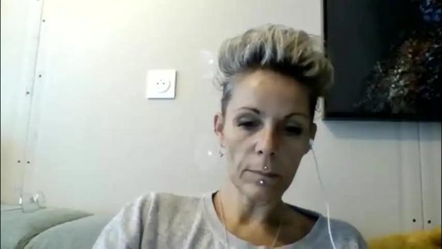 Image 3 of sucrette5629 Stream on Chaturbate on 1 month ago