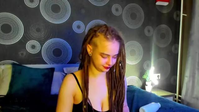 Image 12 of sue_bryan Stream on Chaturbate on 20 months ago