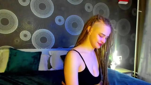 Image 2 of sue_bryan Stream on Chaturbate on 20 months ago