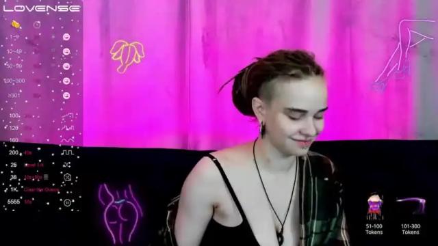 Thumbnail 2, sue_bryan's Stream at Chaturbate, 19 months ago