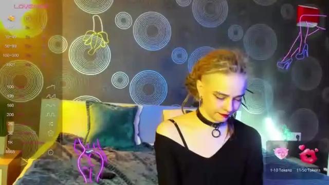 Image 6 of sue_bryan Stream on Chaturbate on 16 months ago