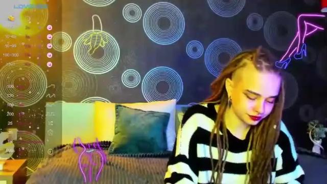 Image 7 of sue_bryan Stream on Chaturbate on 18 months ago