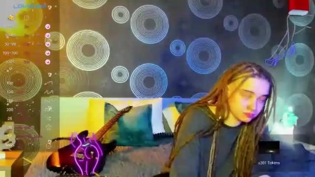 Image 8 of sue_bryan Stream on Chaturbate on 18 months ago