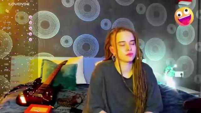 Image 12 of sue_bryan Stream on Chaturbate on 18 months ago