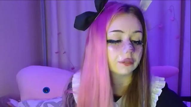 Image 2 of suemeow Stream on Chaturbate on 14 days ago