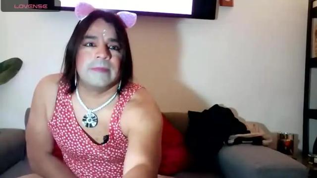 Image 2 of sugar_camila Stream on Chaturbate on 17 months ago