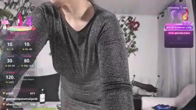 Image 4 of sugar_mom3 Stream on Chaturbate on 27 days ago