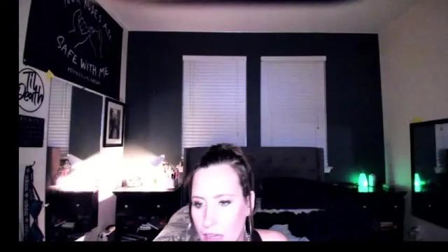 Image 6 of sugar_sweet138 Stream on Chaturbate on 22 months ago