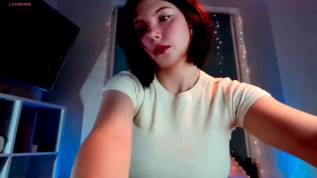 Image 8 of sugar_tomato Stream on Chaturbate on 21 months ago