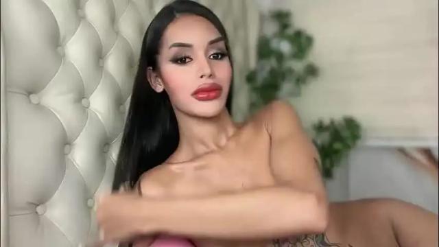 Image 2 of sugarhoneysw8 Stream on Chaturbate on 2 months ago