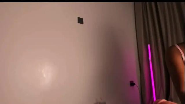 Image 4 of sugarmirie Stream on Chaturbate on 1 month ago