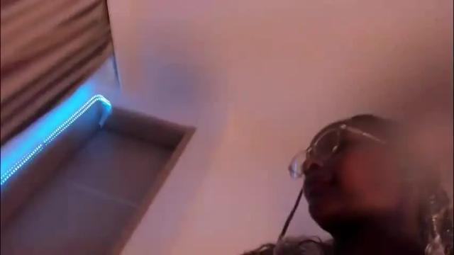 Image 11 of sugarmirie Stream on Chaturbate on 3 months ago