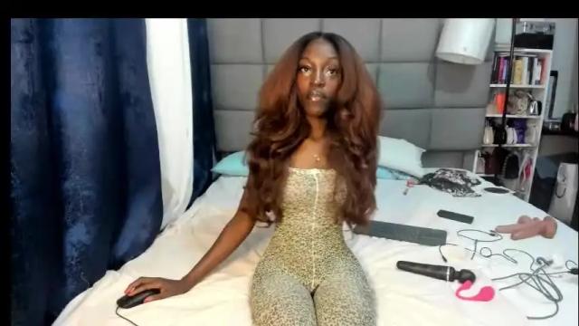 Image 4 of suhaila_suu Stream on Chaturbate on 12 days ago