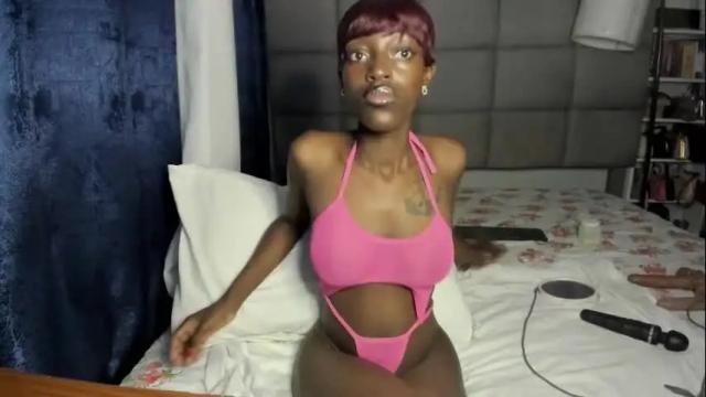 Image 4 of suhaila_suu Stream on Chaturbate on 3 months ago