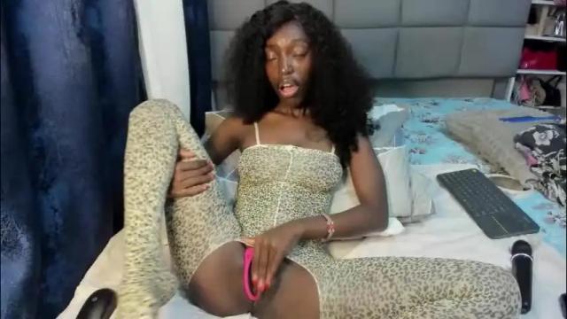 Image 10 of suhaila_suu Stream on Chaturbate on 2 months ago