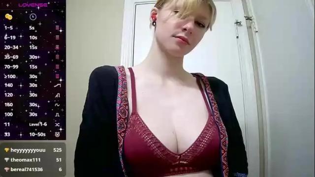 Image 4 of suicunebitch Stream on Chaturbate on 8 days ago