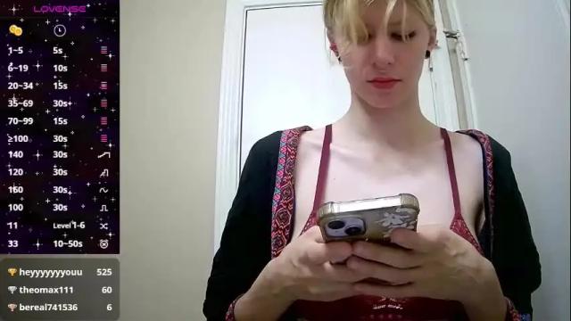 Image 6 of suicunebitch Stream on Chaturbate on 8 days ago