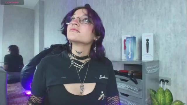 Image 2 of sukifuyu__ Stream on Chaturbate on 9 days ago