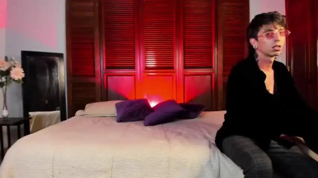 Image 2 of sultrydesiresx Stream on Chaturbate on 18 months ago