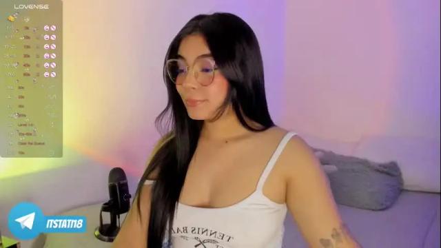 Image 4 of sumersunsett Stream on Chaturbate on 23 days ago