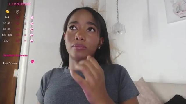 Image 7 of summeermiller Stream on Chaturbate on 19 months ago