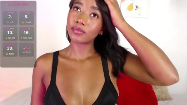 Image 2 of summeermiller Stream on Chaturbate on 18 months ago