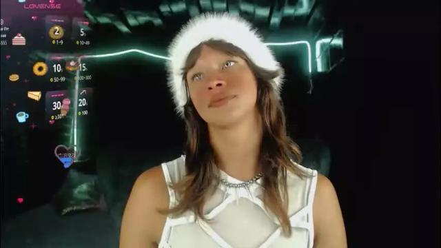 Image 10 of summer__xo Stream on Chaturbate on 29 days ago