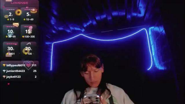 Image 3 of summer__xo Stream on Chaturbate on 17 days ago