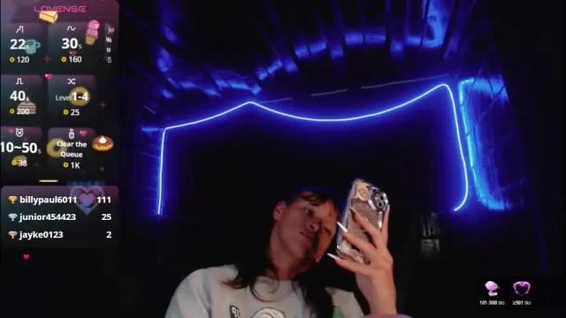 Image 8 of summer__xo Stream on Chaturbate on 17 days ago