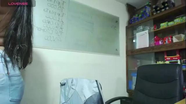 Image 3 of summer_girls01 Stream on Chaturbate on 2 months ago