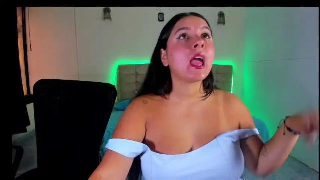 Image 2 of summer_girls01 Stream on Chaturbate on 1 month ago