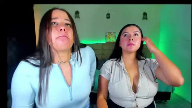 Image 3 of summer_girls01 Stream on Chaturbate on 1 month ago