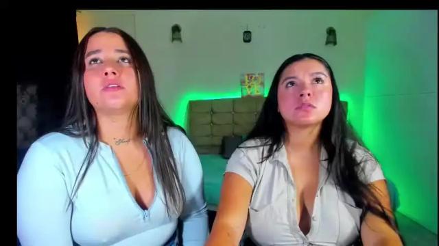 Image 8 of summer_girls01 Stream on Chaturbate on 1 month ago