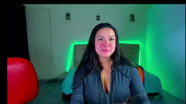 Image 4 of summer_girls01 Stream on Chaturbate on 1 month ago