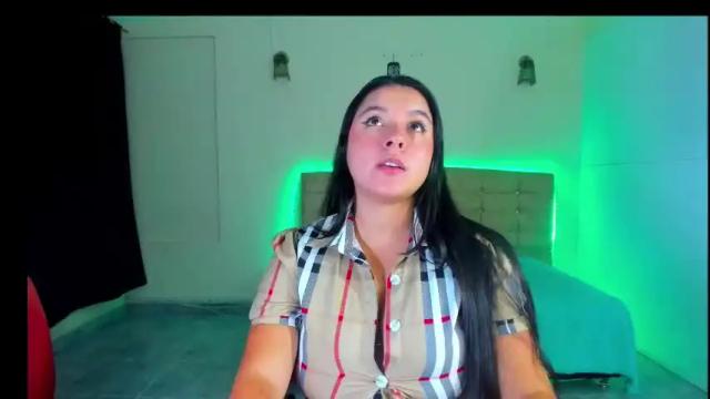 Image 12 of summer_girls01 Stream on Chaturbate on 1 month ago