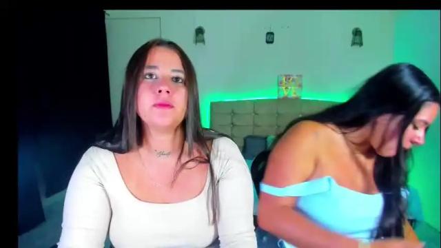 Image 11 of summer_girls01 Stream on Chaturbate on 12 days ago