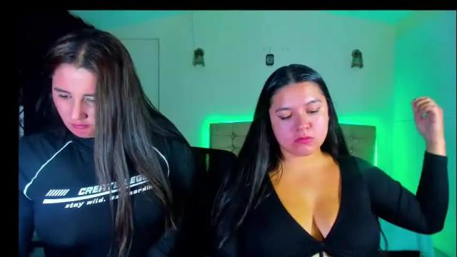 Image 2 of summer_girls01 Stream on Chaturbate on 6 days ago