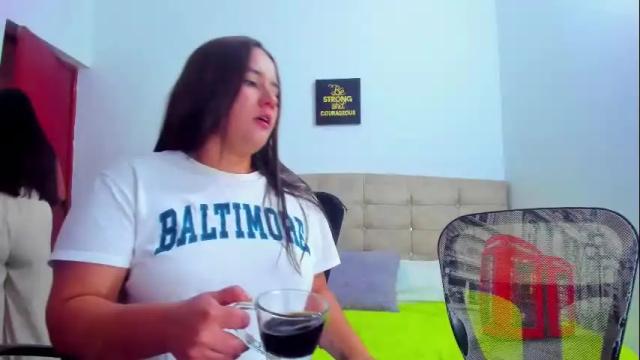 Image 2 of summer_girls01 Stream on Chaturbate on 3 months ago
