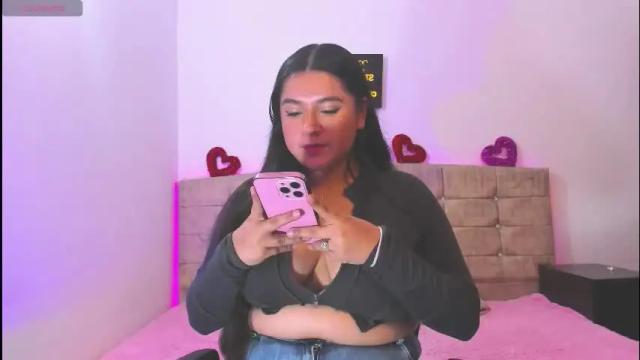 Image 2 of summer_girls01 Stream on Chaturbate on 1 month ago