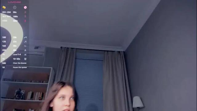 Image 11 of summer_lilac Stream on Chaturbate on 2 months ago