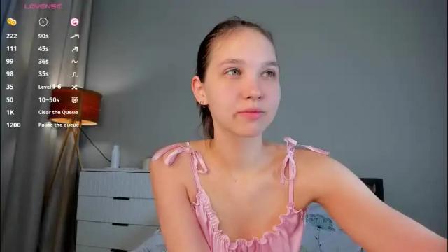 Image 6 of summer_lilac Stream on Chaturbate on 1 month ago