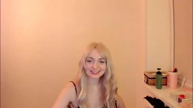 Image 8 of summer_preston Stream on Chaturbate on 27 days ago