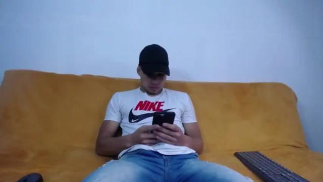 Image 2 of summergirls11 Stream on Chaturbate on 21 months ago
