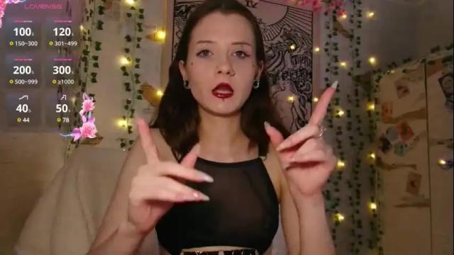 Image 6 of summerhazee Stream on Chaturbate on 8 days ago