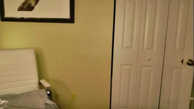 Image 10 of summerishotter Stream on Chaturbate on 3 months ago